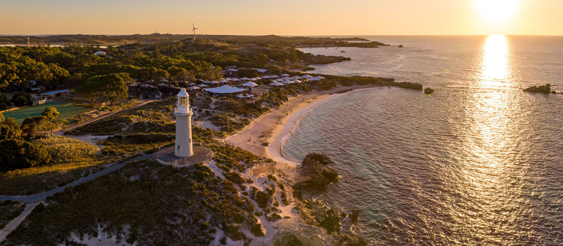 Pinky's Rottnest Island | Restauraunt & Bar | Rottnest Island